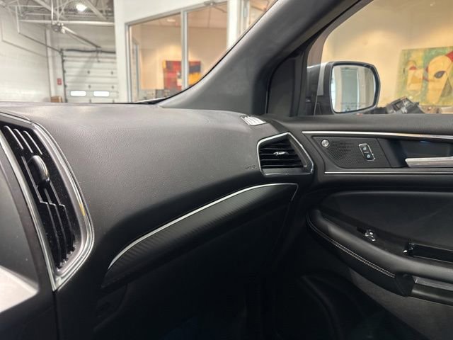 Used 2020 Ford Edge ST w/ Equipment Group 401A AWD/4WD image 16