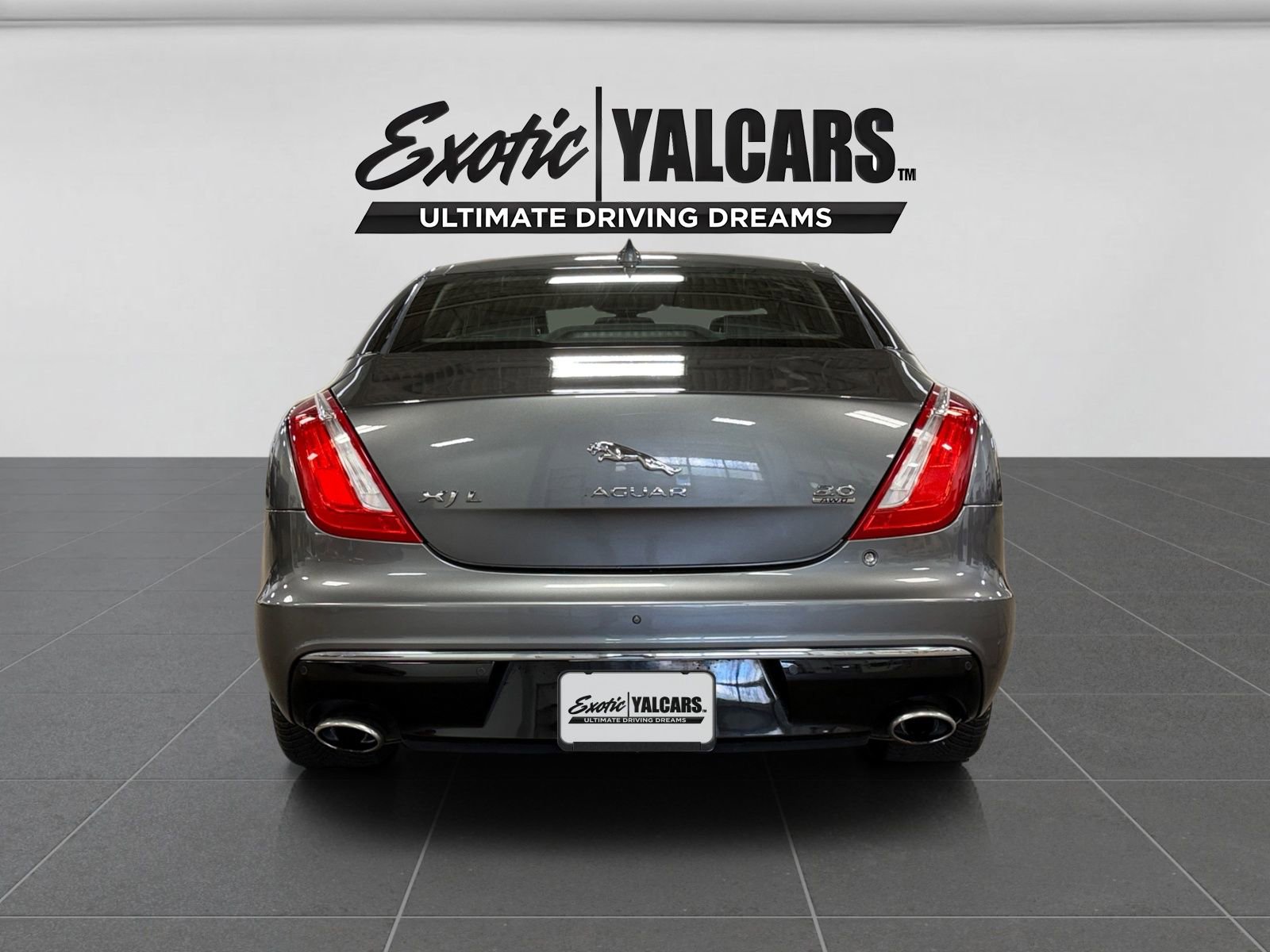 Used 2017 Jaguar XJ L Portfolio AWD/4WD image 4