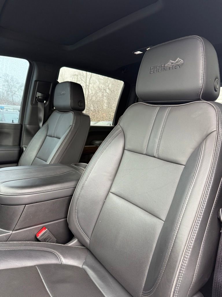 Used 2023 Chevrolet Silverado 2500 High Country w/ Safety Package II image 12