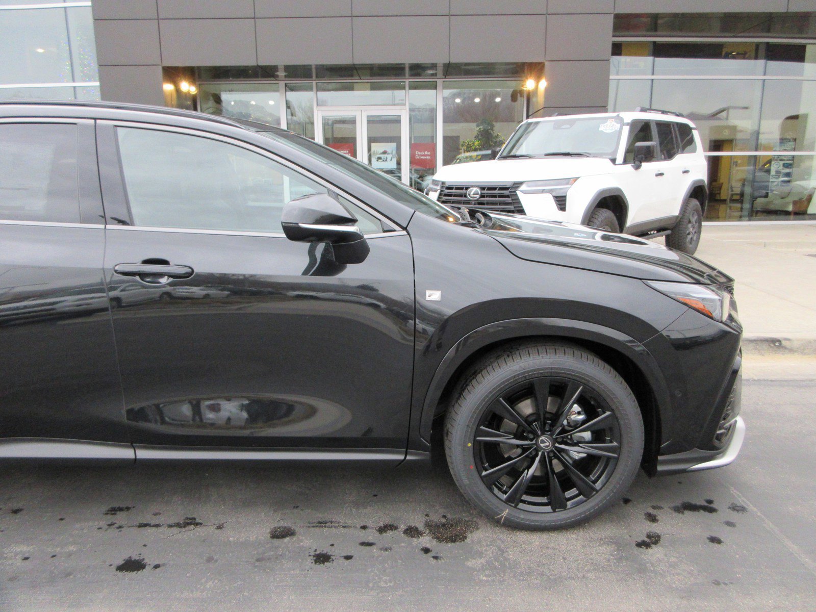 New 2026 Lexus NX 450h+ F Sport image 13