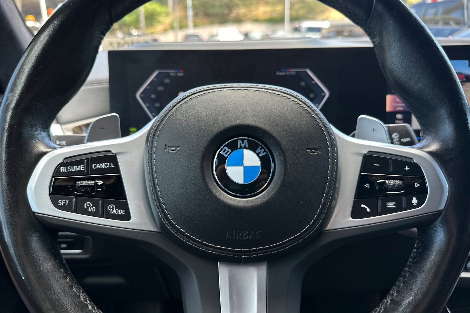 Used 2024 BMW X7 xDrive40i w/ Executive Package image 24