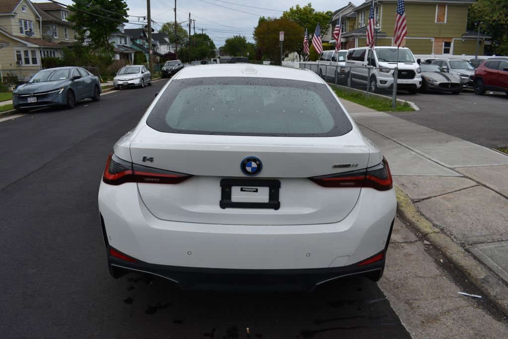 Used 2023 BMW i4 eDrive35 RWD image 7