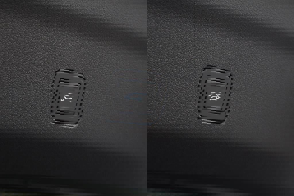 New 2026 GMC Yukon Denali w/ Denali Reserve Package image 10