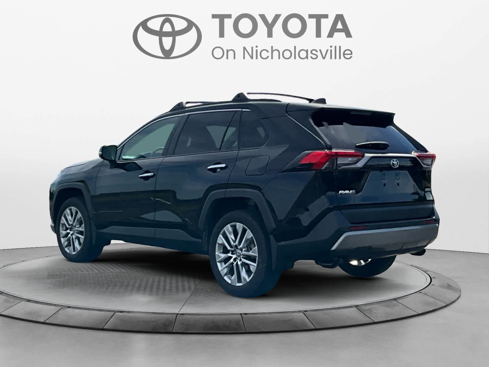 Used 2025 Toyota RAV4 Limited w/ Weather Package AWD/4WD image 3
