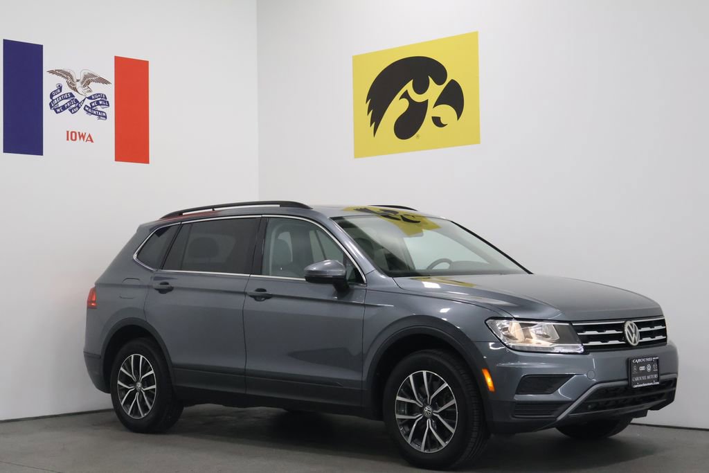 Used 2019 Volkswagen Tiguan SE w/ Panoramic Sunroof Package