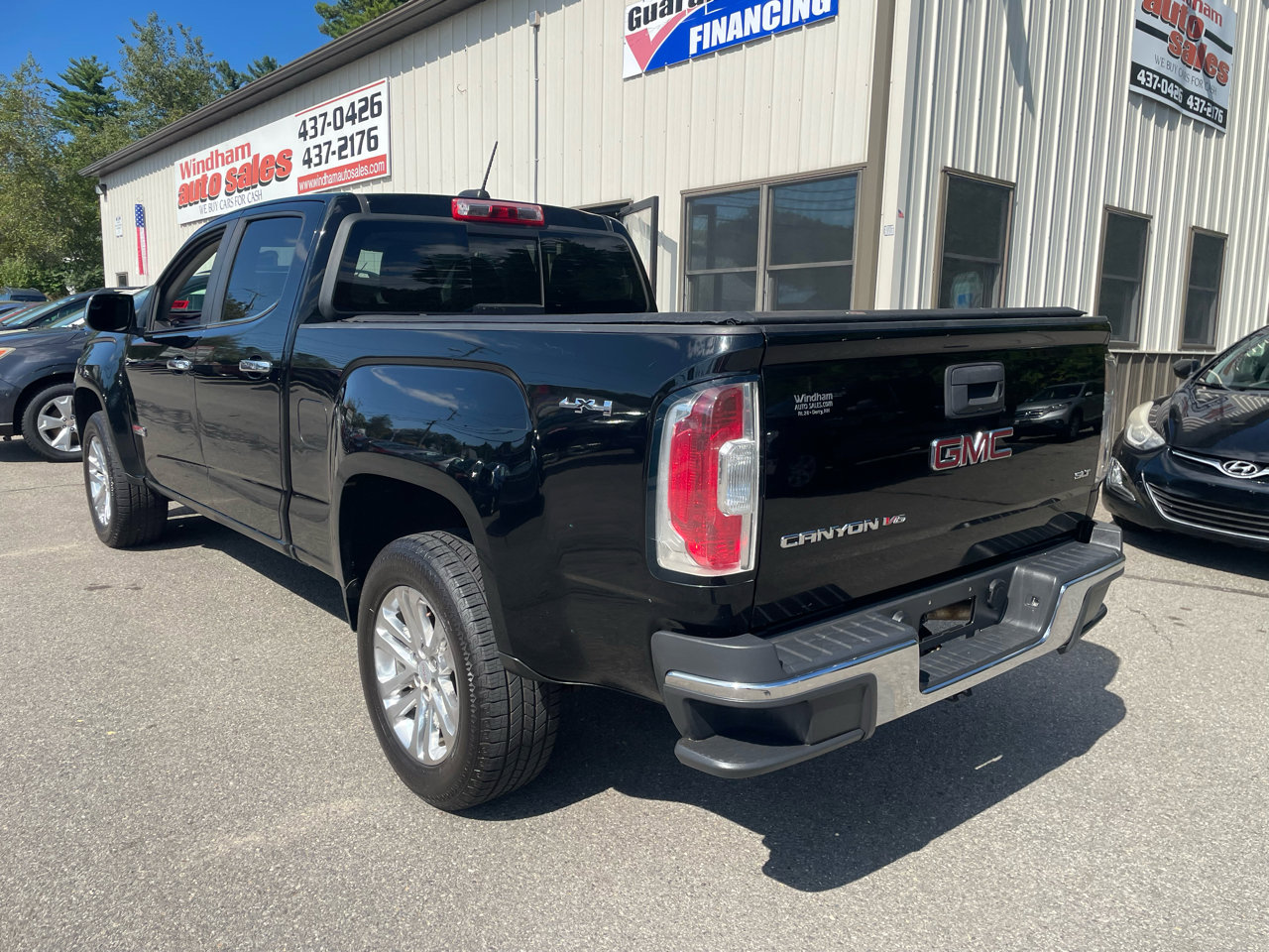Used 2017 GMC Canyon SLT image 6