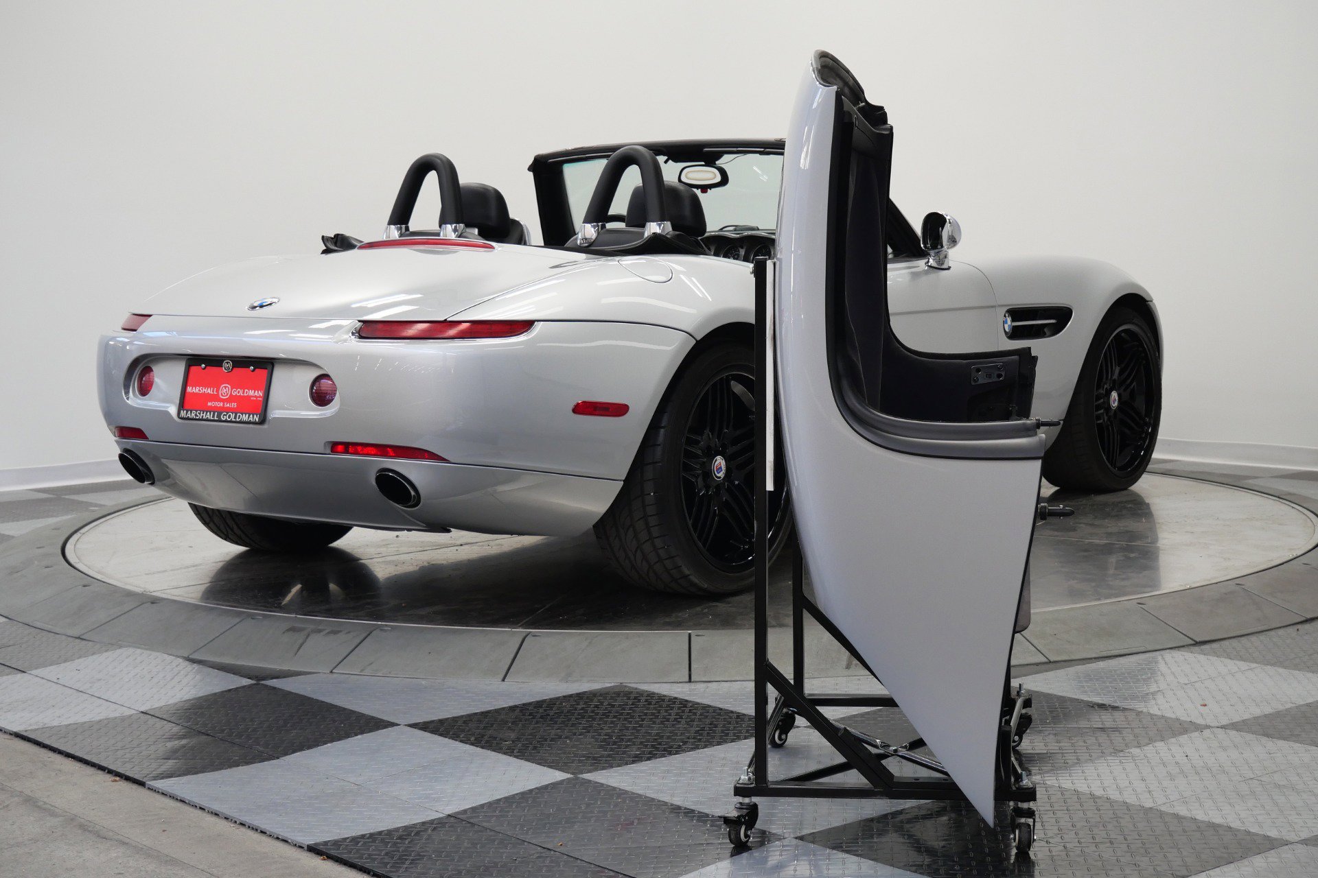 Used 2002 BMW Z8 RWD image 36