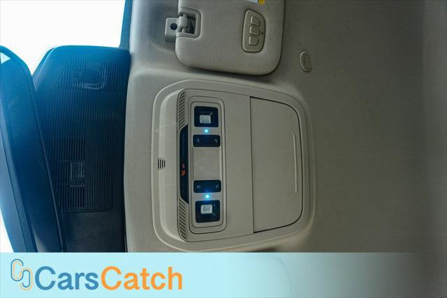 Used 2022 Ford Explorer Limited w/ Equipment Group 301A RWD image 19