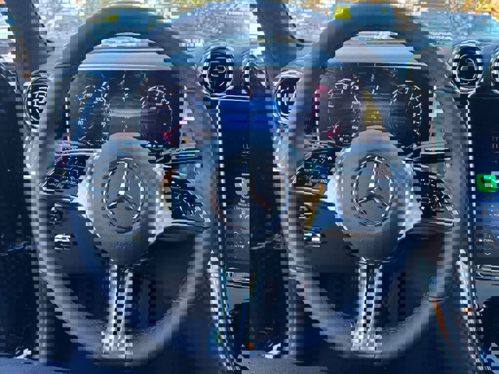 New 2026 Mercedes-Benz GLC 350e 4MATIC image 17