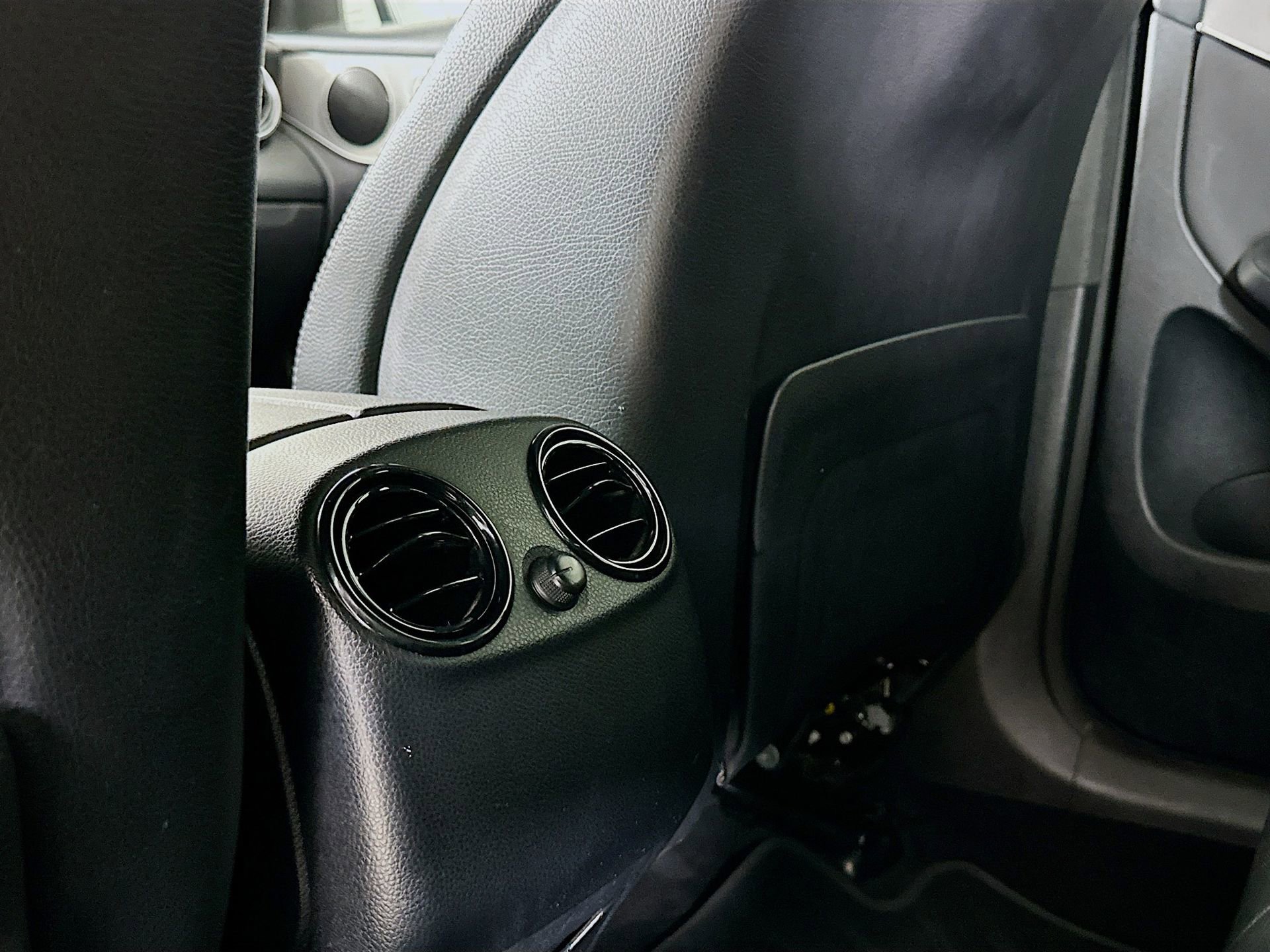 Certified 2019 Mercedes-Benz GLC 300 image 26