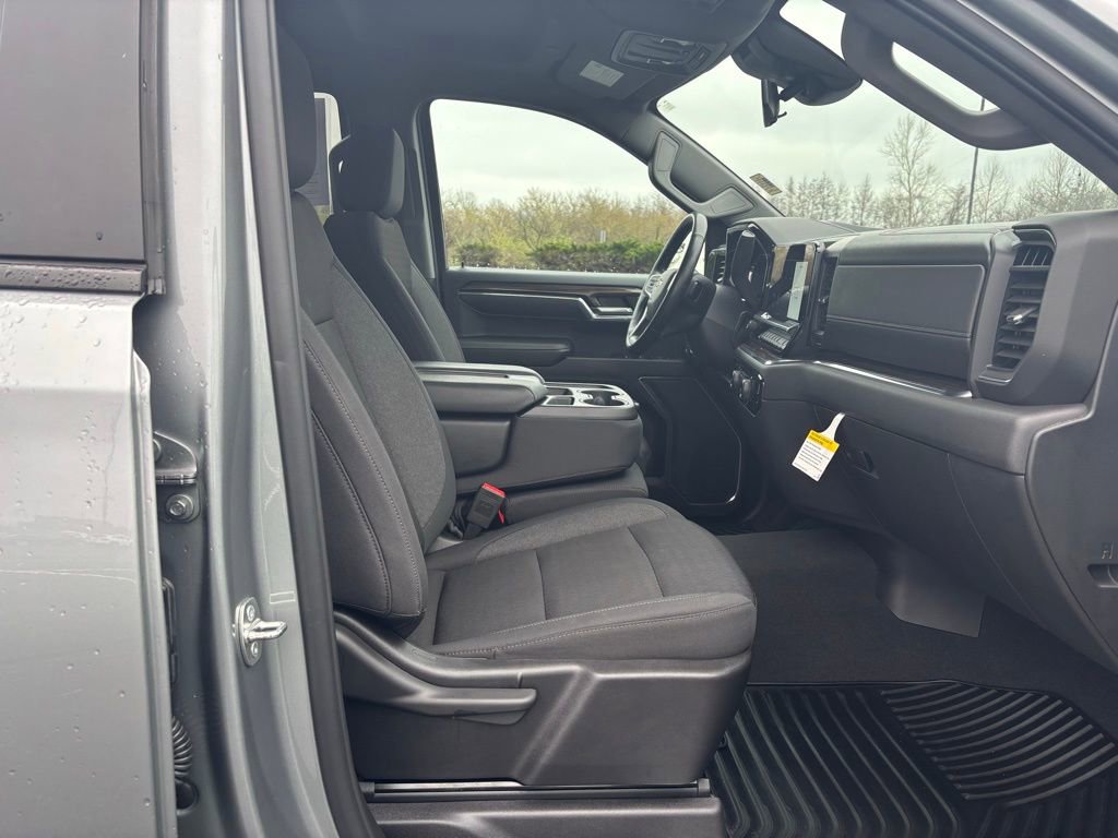 Used 2024 Chevrolet Silverado 1500 LT image 21