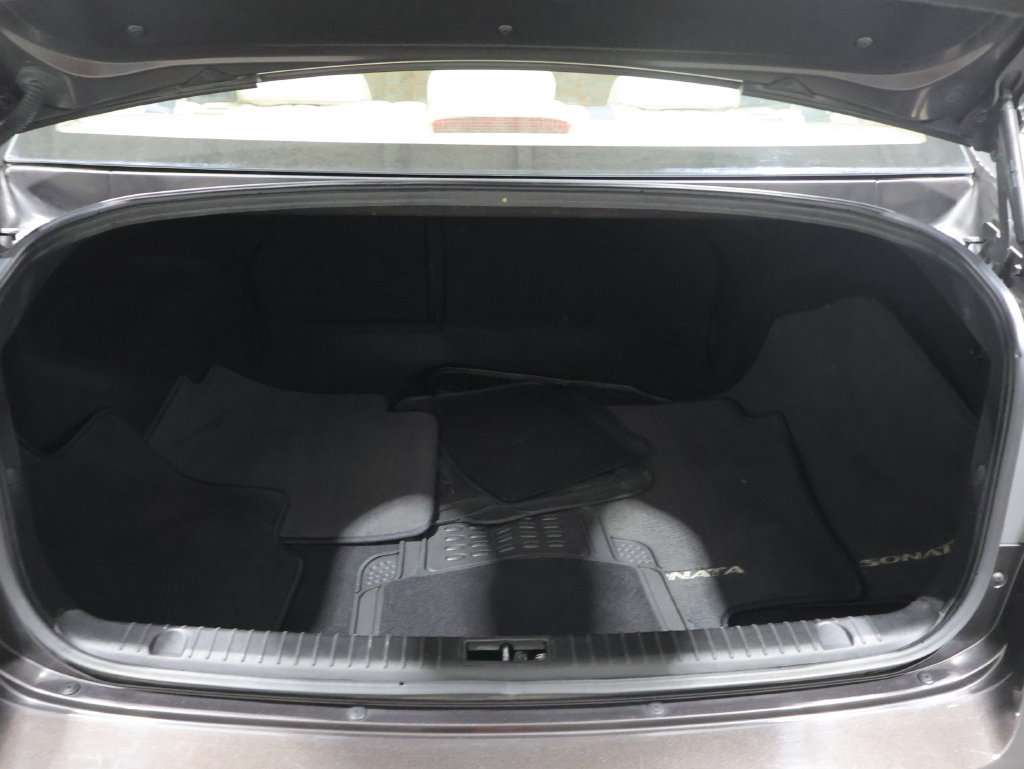 Used 2009 Hyundai Sonata GLS FWD image 18