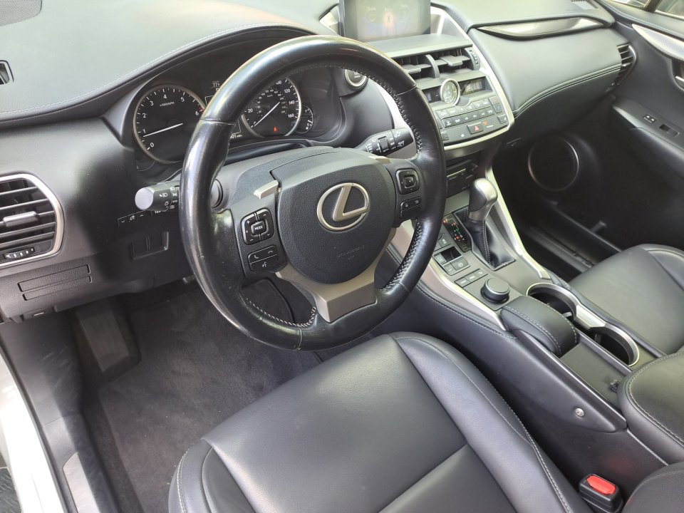Used 2017 Lexus NX 200t FWD image 13