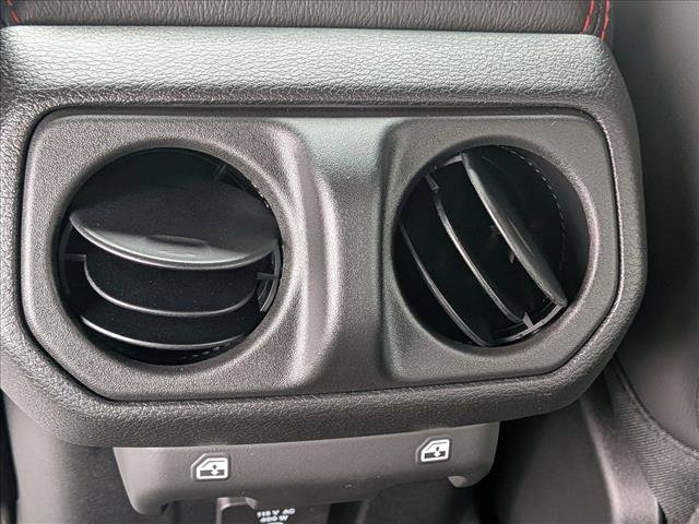 New 2025 Jeep Gladiator Rubicon w/ Convenience Group image 16