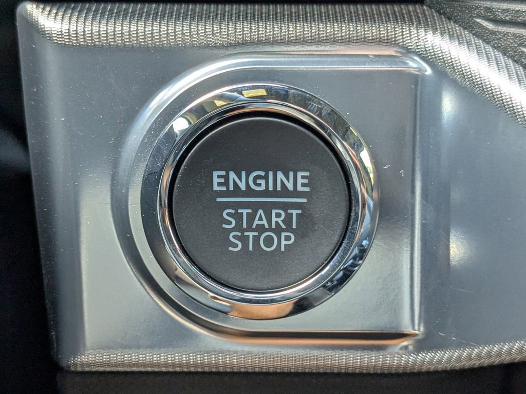 New 2025 Ford F150 Lariat w/ Equipment Group 502A High image 50