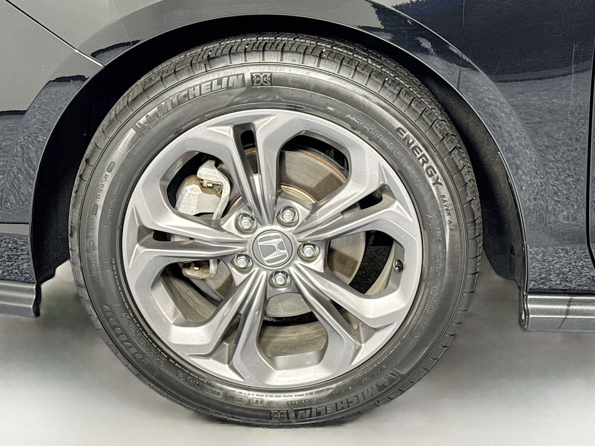 Certified 2024 Honda Accord EX image 30