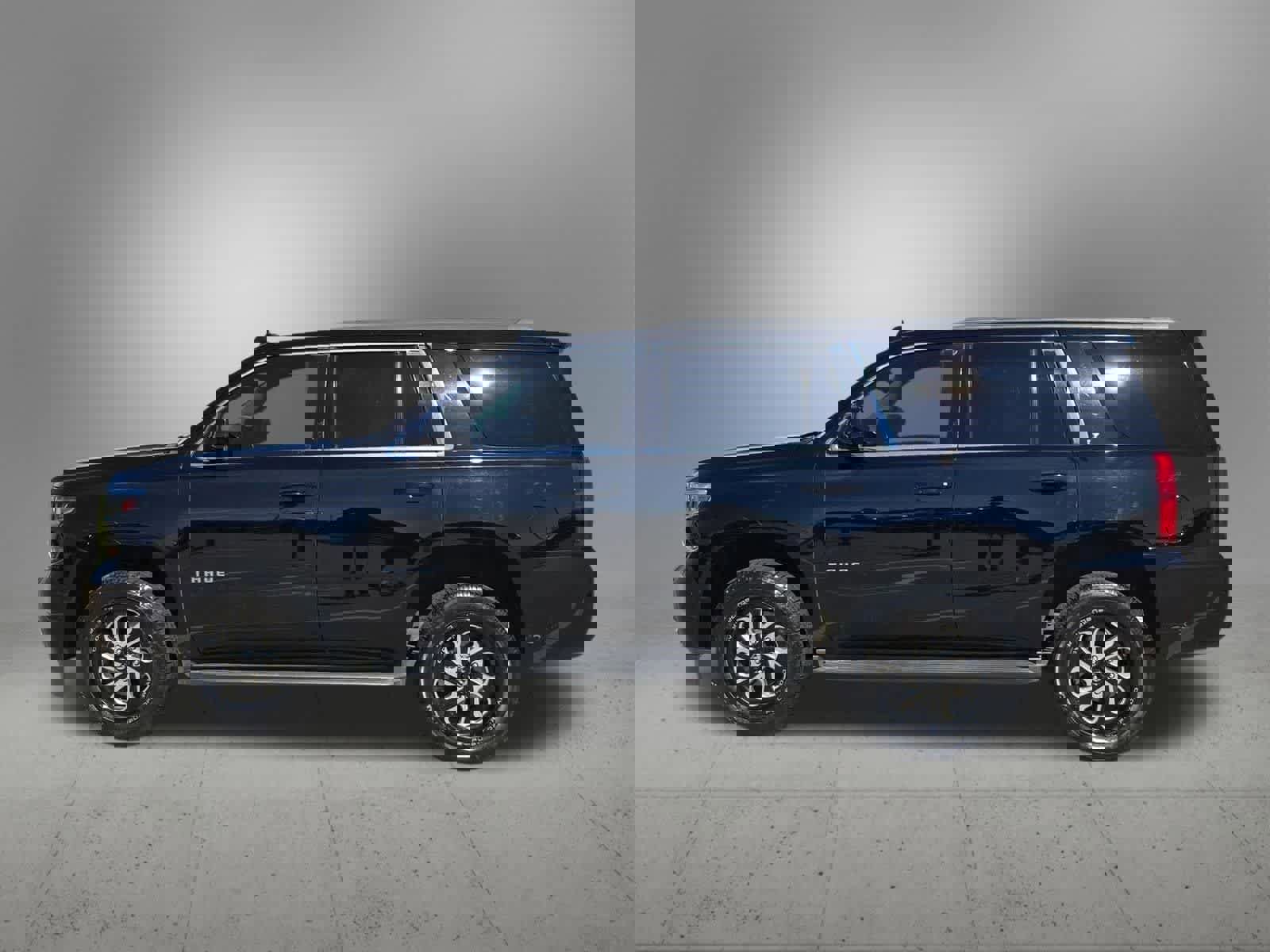 Used 2019 Chevrolet Tahoe LT image 3