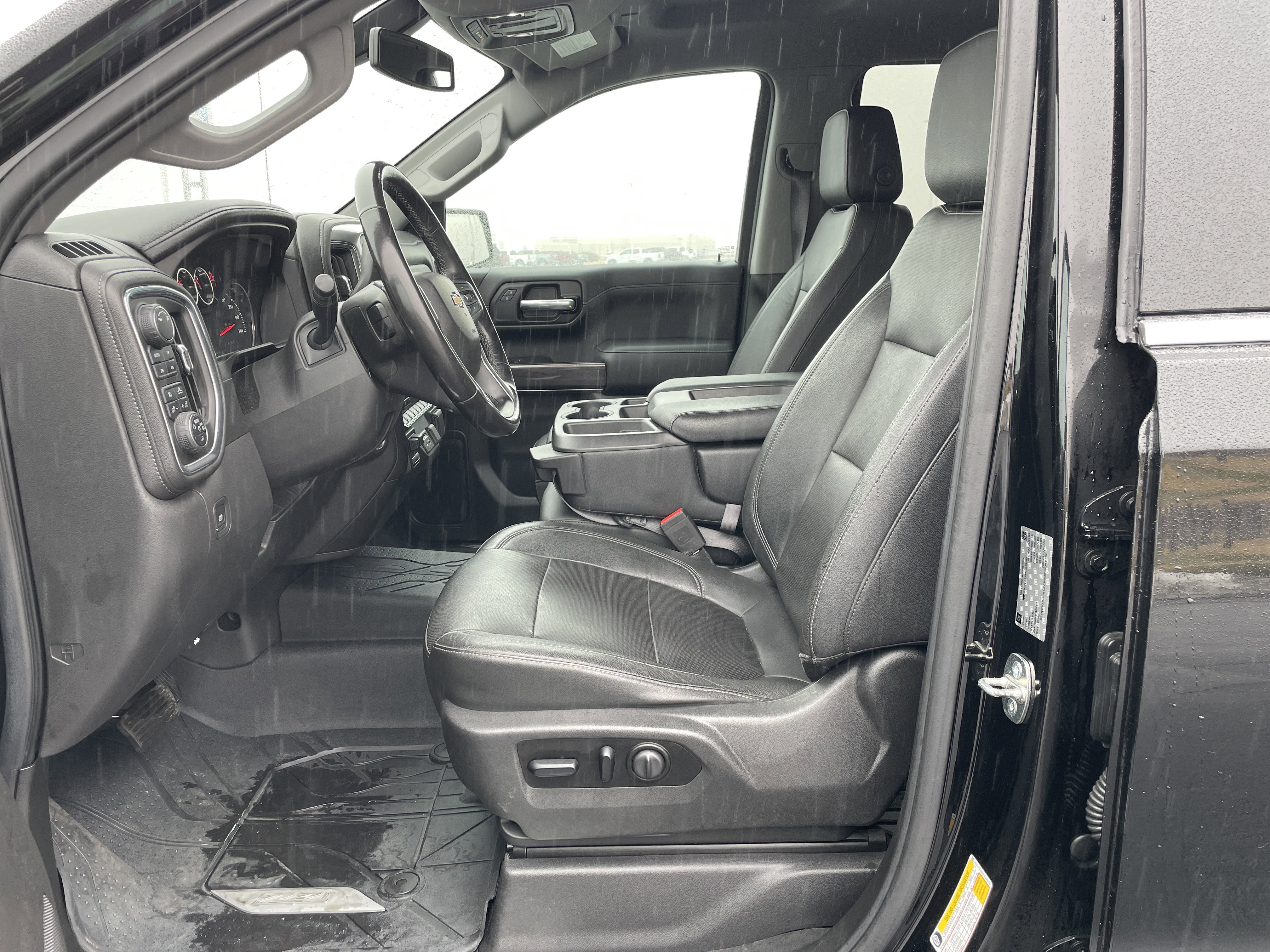 Used 2019 Chevrolet Silverado 1500 LTZ image 16