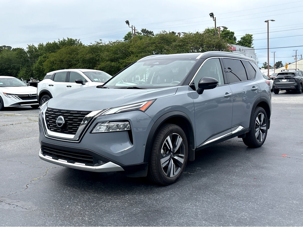 Used 2022 Nissan Rogue Platinum w/ Head-Up Display Package FWD image 3