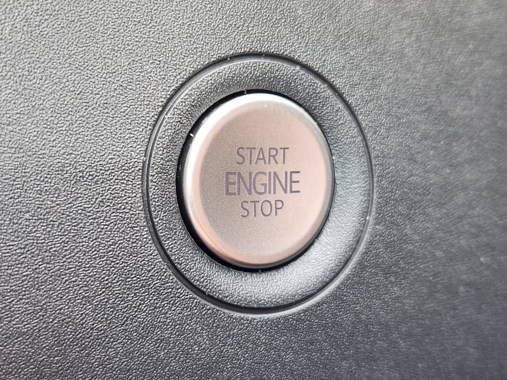 Certified 2023 Volkswagen ID.4 Pro S Plus AWD/4WD image 17