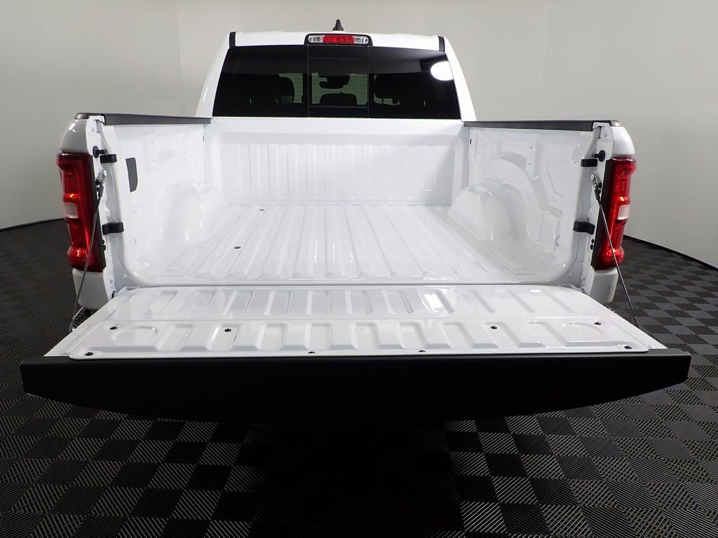 New 2025 RAM 1500 Big Horn image 16