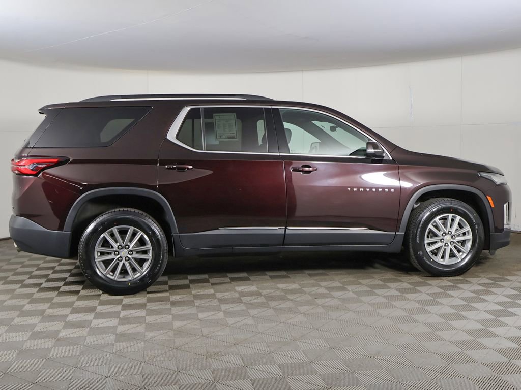 Used 2022 Chevrolet Traverse LT FWD image 18