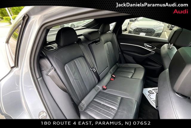 Used 2023 Audi e-tron Premium w/ Convenience Plus Package AWD/4WD image 19