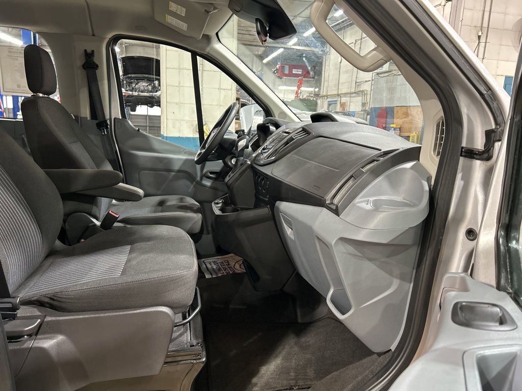 Used 2017 Ford Transit 150 XLT RWD image 35