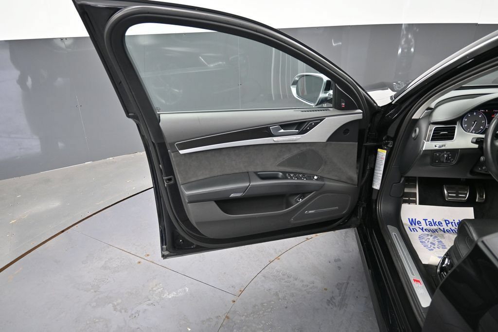Used 2014 Audi S8 AWD/4WD image 25