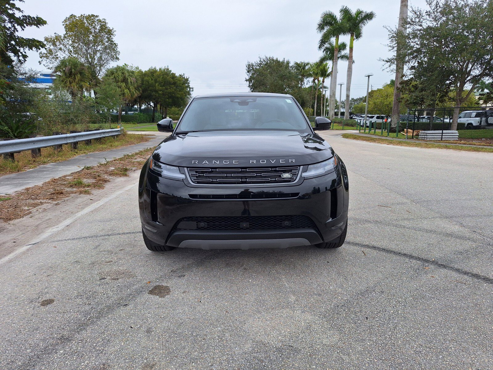 New 2026 Land Rover Range Rover Evoque S image 8