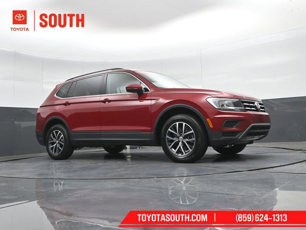 Used 2019 Volkswagen Tiguan SE AWD/4WD image 41