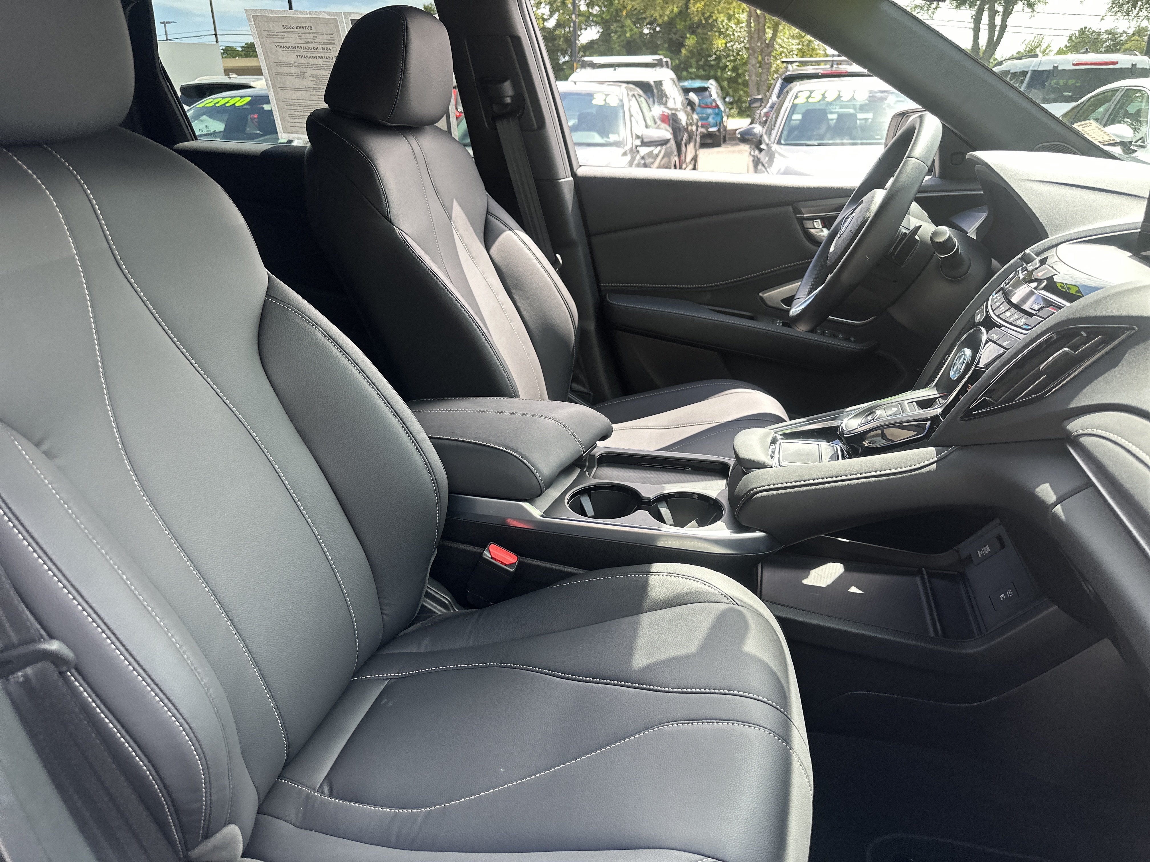 Used 2026 Acura RDX SH-AWD image 13