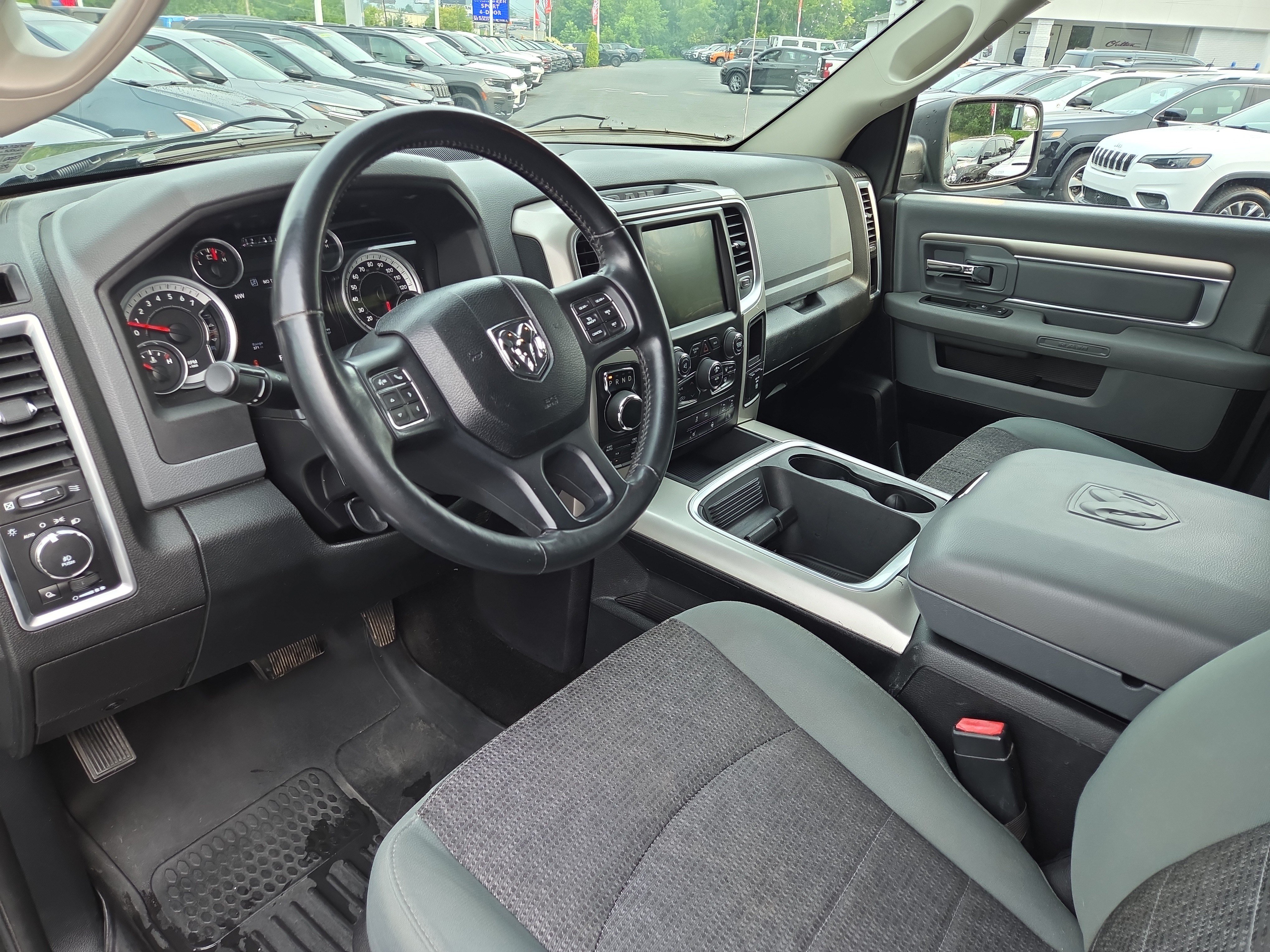 Used 2015 RAM 1500 Big Horn AWD/4WD image 16