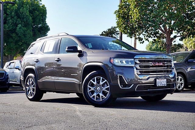 Used 2020 GMC Acadia SLT image 2