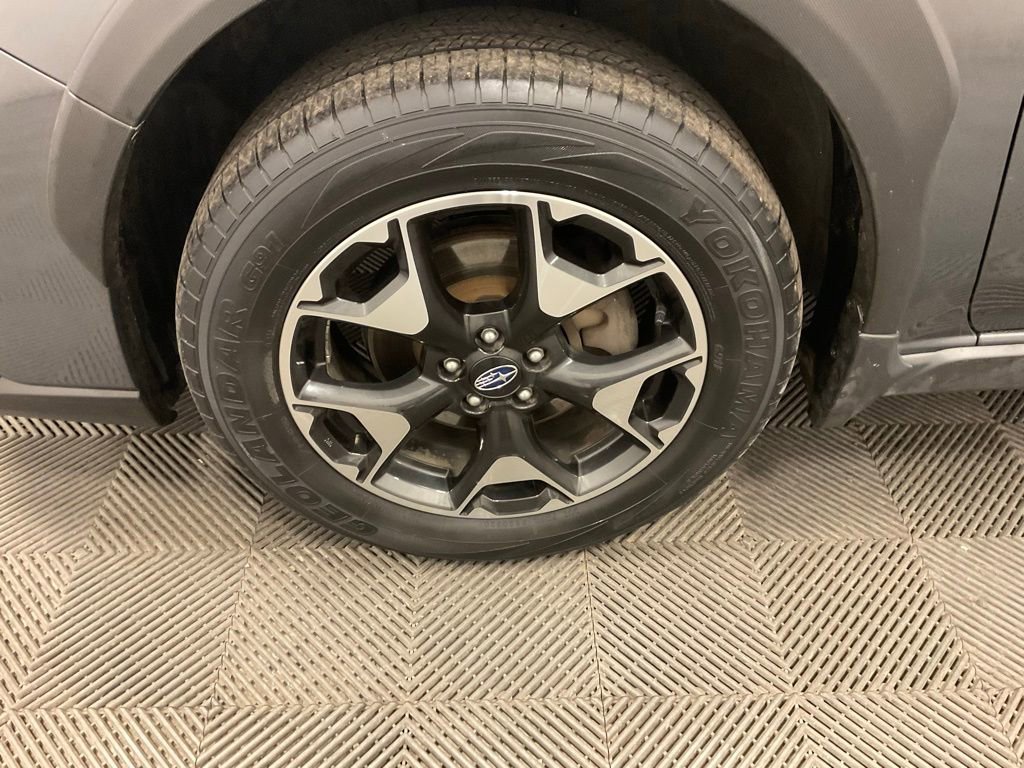 Used 2020 Subaru Crosstrek 2.0i Premium w/ Moonroof Package 2 image 9