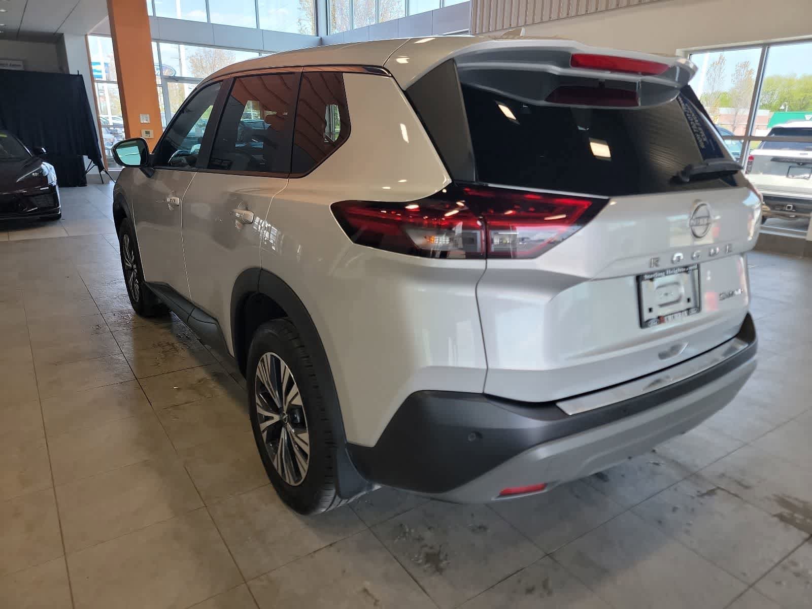 Used 2022 Nissan Rogue SV AWD/4WD image 27
