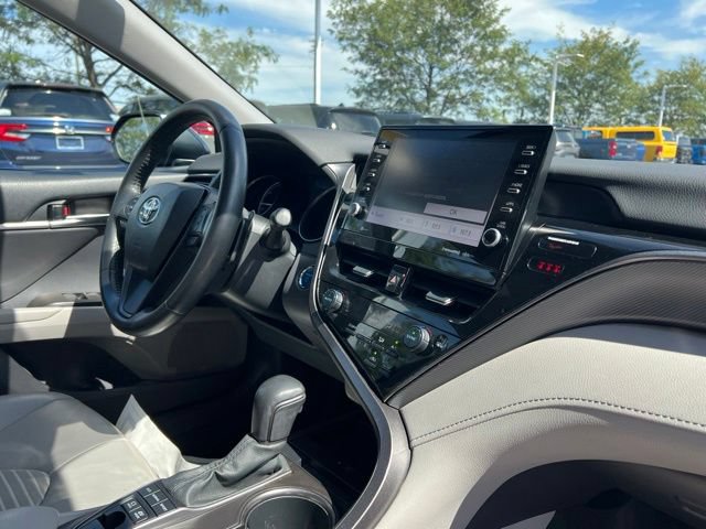 Used 2022 Toyota Camry SE w/ Audio Upgrade Package FWD image 33