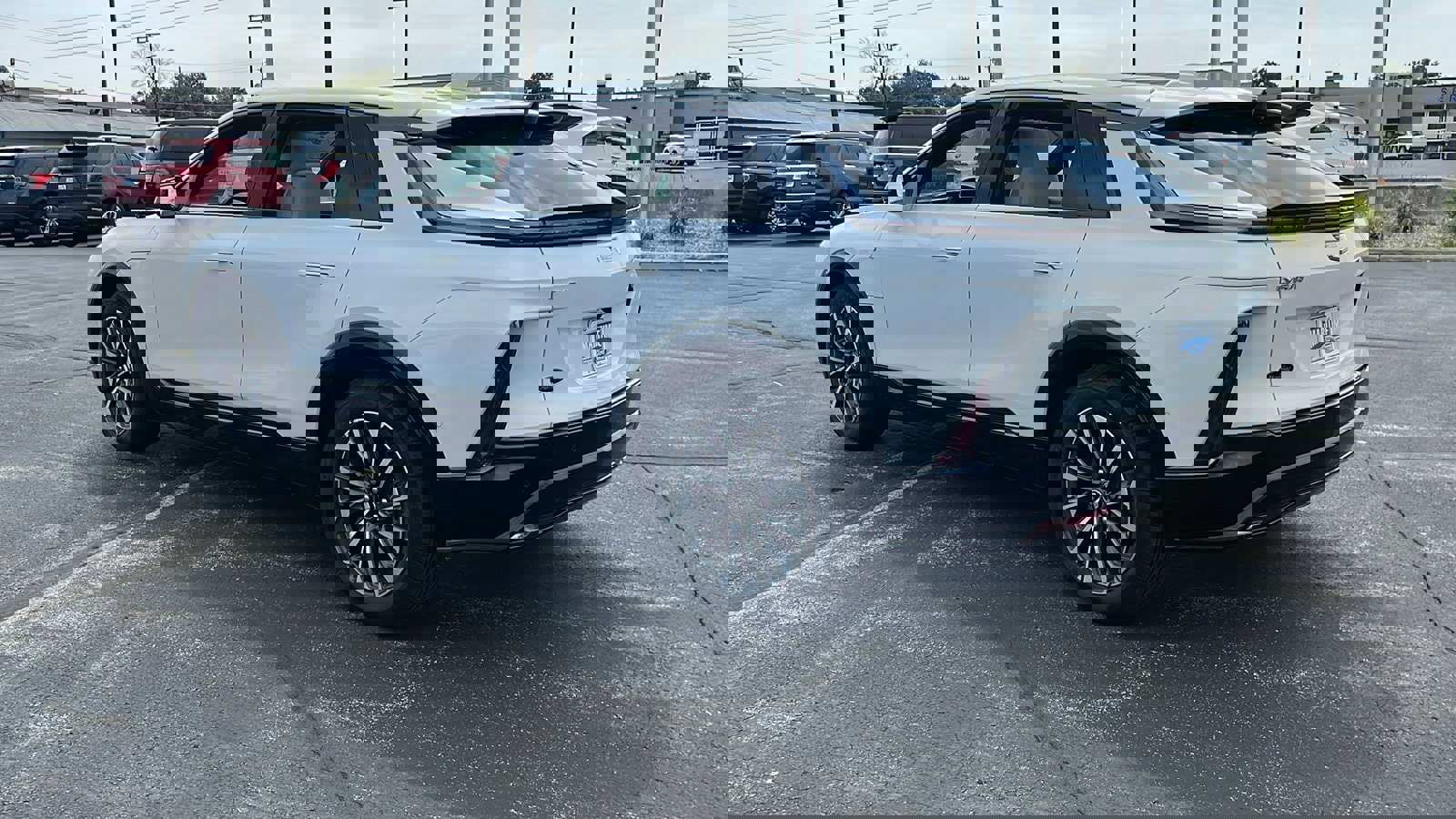 Used 2024 Cadillac Lyriq Sport image 5