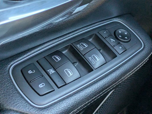 Used 2020 RAM 1500 Laramie w/ Sport Appearance Package image 20