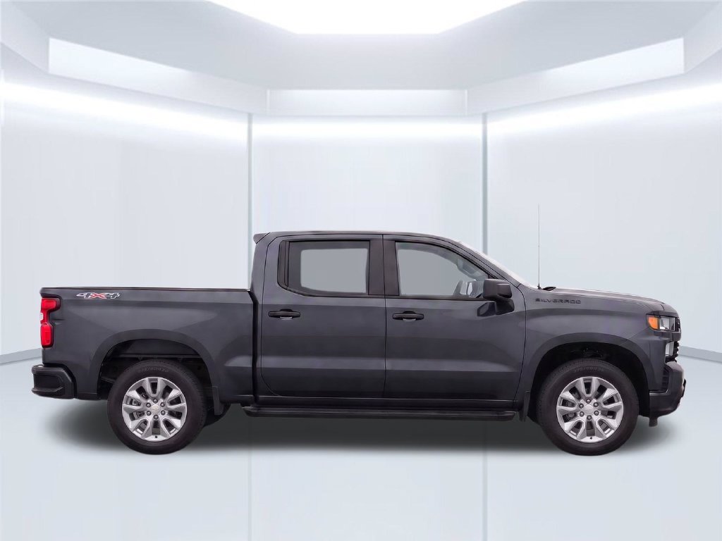 Certified 2021 Chevrolet Silverado 1500 Custom w/ LPO, Dark Essentials Package AWD/4WD image 11