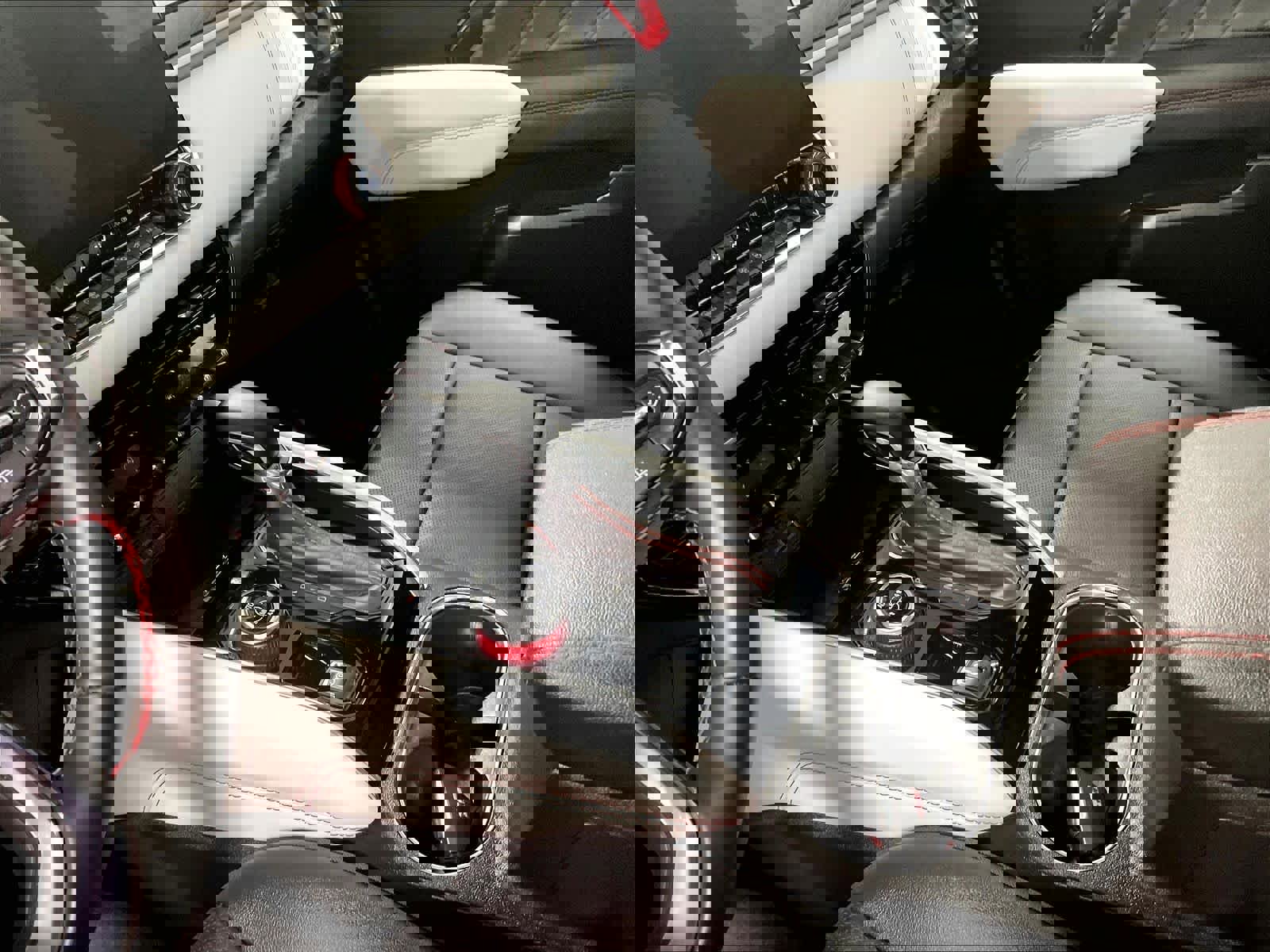 Used 2024 GMC Canyon AT4X image 20