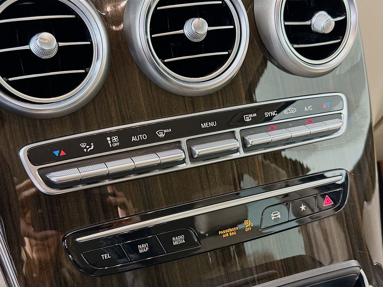 Used 2020 Mercedes-Benz GLC 300 4MATIC image 14