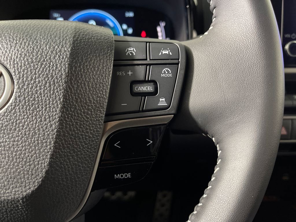 Certified 2025 Toyota Camry SE AWD/4WD image 27