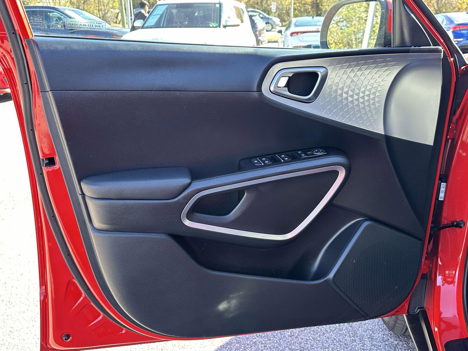 Certified 2025 Kia Soul LX w/ Option Group 015 image 13