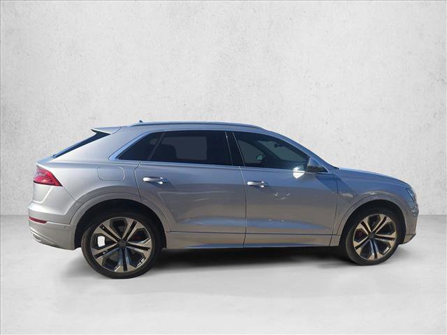Used 2019 Audi Q8 Premium Plus w/ Premium Plus AWD/4WD video 4