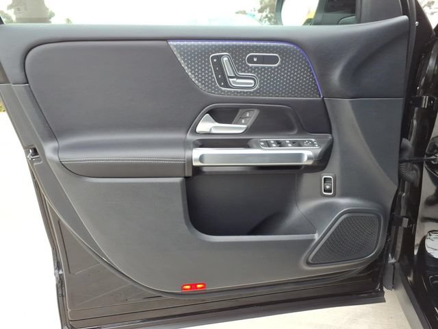 Certified 2025 Mercedes-Benz GLB 250 image 12