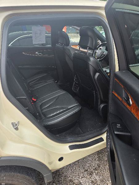 Used 2016 Lincoln MKX Reserve w/ Technology Package AWD/4WD image 13