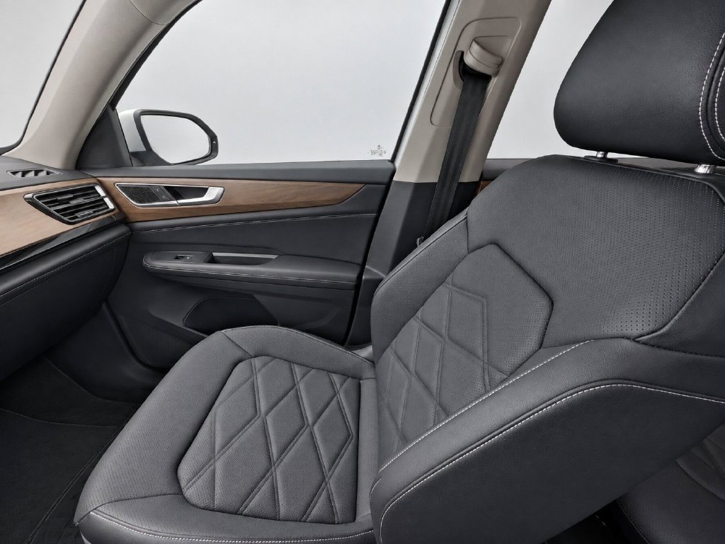 Used 2024 Volkswagen Atlas SE AWD/4WD image 29