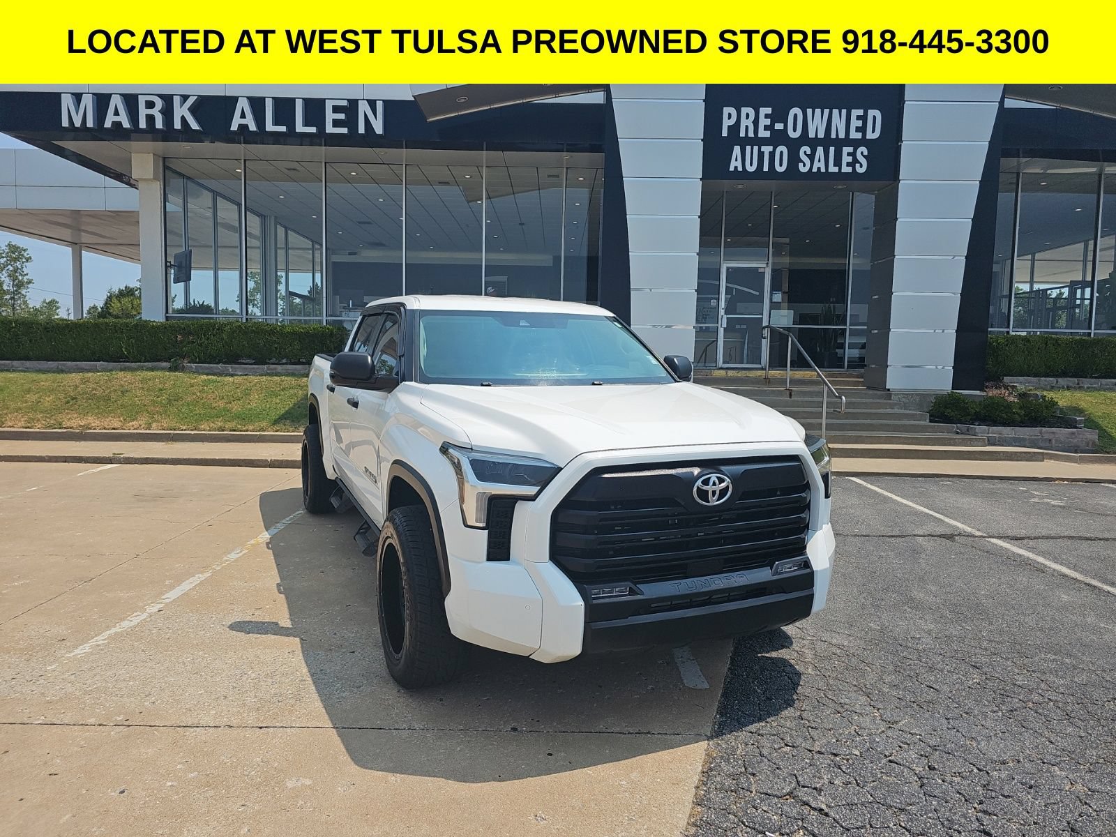 Used 2024 Toyota Tundra SR5 w/ SR5 Convenience Package AWD/4WD image 1