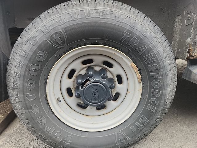 Used 2002 Ford Excursion XLT AWD/4WD image 8